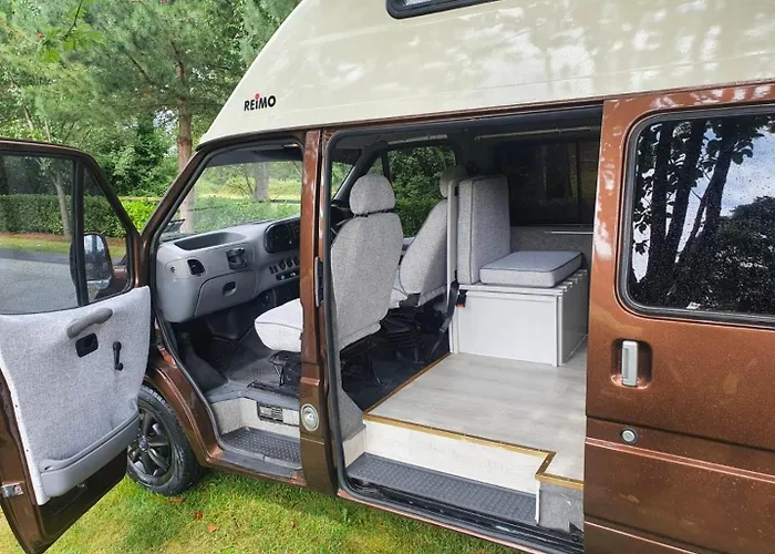 Retro Camper Hire , Travel Around Ireland At Your Own Pace , Based Dublino