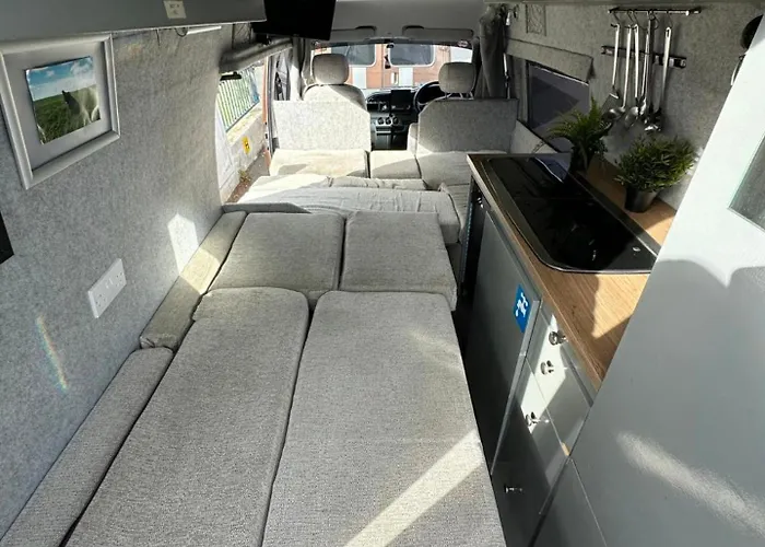 Retro Camper Hire , Travel Around Ireland At Your Own Pace , Based Dublino