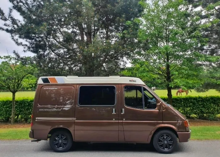 Campeggio Retro Camper Hire , Travel Around Ireland At Your Own Pace , Based *