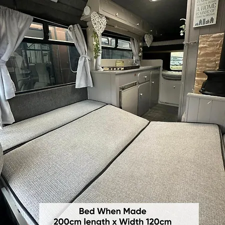 Retro Camper Hire , Rv , Drive Around Ireland, Insurance Included 더블린