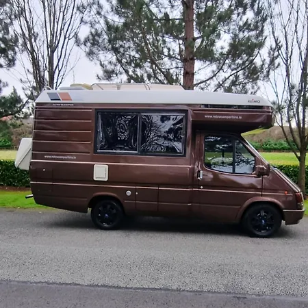 Retro Camper Hire , Rv , Drive Around Ireland, Insurance Included 더블린