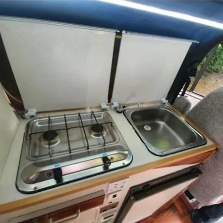Retro Camper Hire , Rv , Drive Around Ireland, Insurance Included Campsite