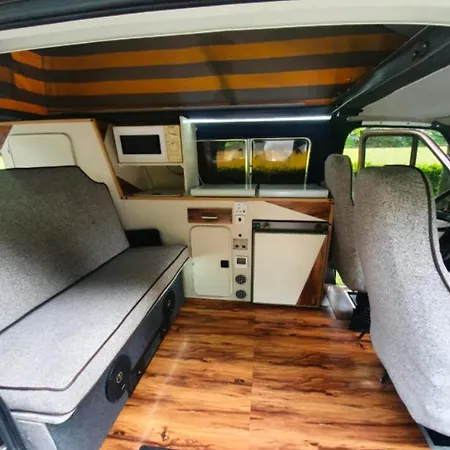 Retro Camper Hire , Rv , Drive Around Ireland, Insurance Included * 더블린