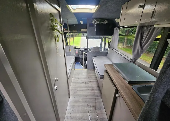 Retro Camper Hire Campingplads Dublin